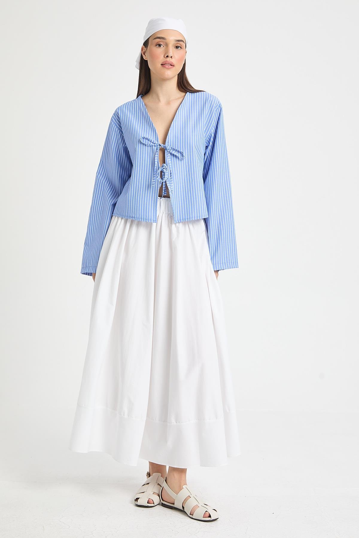 Mavi Çizgili Poplin Kumaş Önden Bağlamalı Bluz 29276