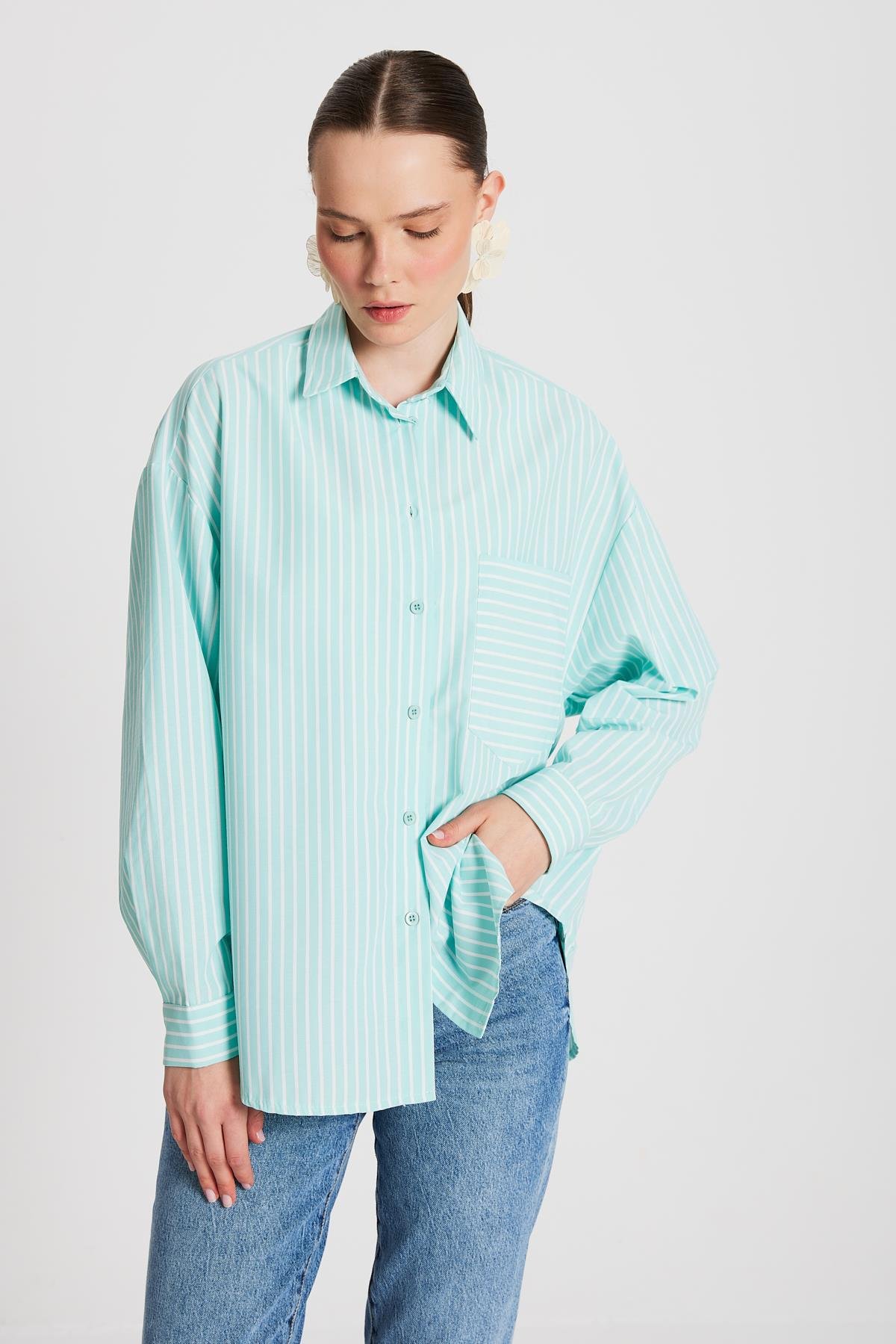 Mint Beyaz Çizgili Oversize Cepli Gömlek 27135