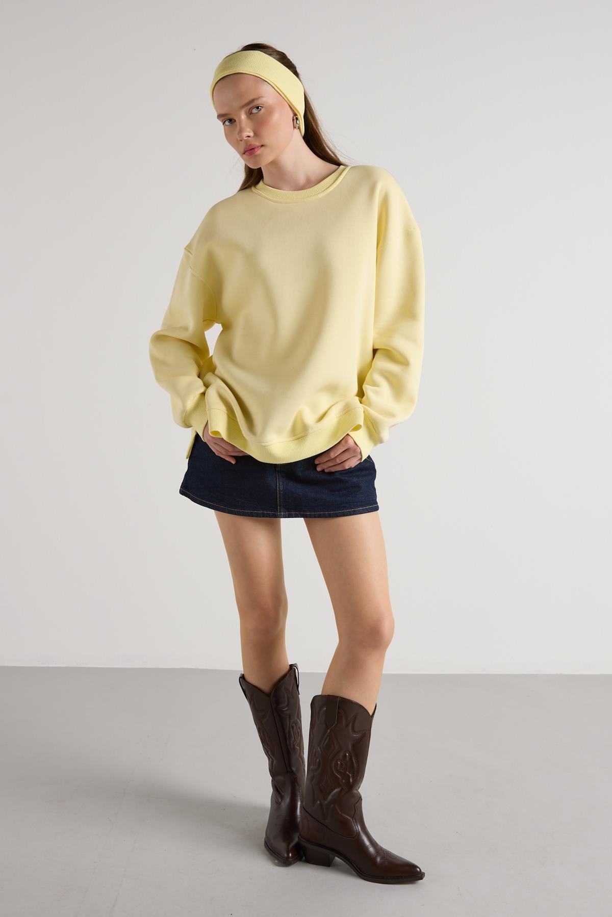 Oversize 3 İplik Şardonlu Basic Sweatshirt Sarı