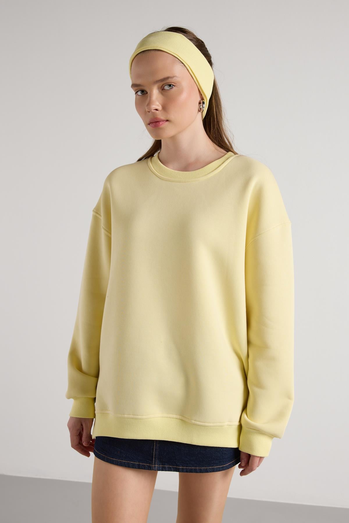 Oversize 3 İplik Şardonlu Basic Sweatshirt Sarı