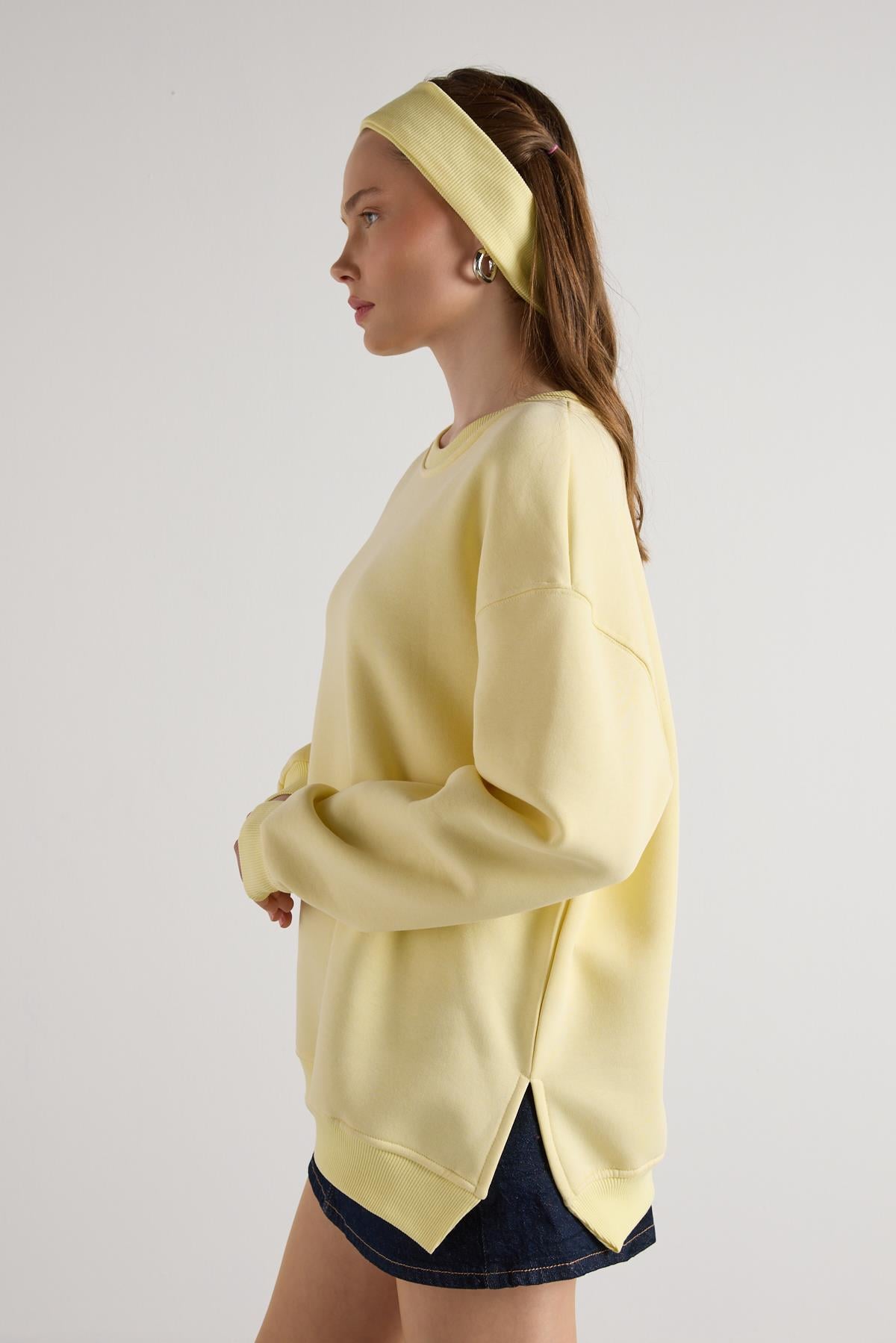 Oversize 3 İplik Şardonlu Basic Sweatshirt Sarı