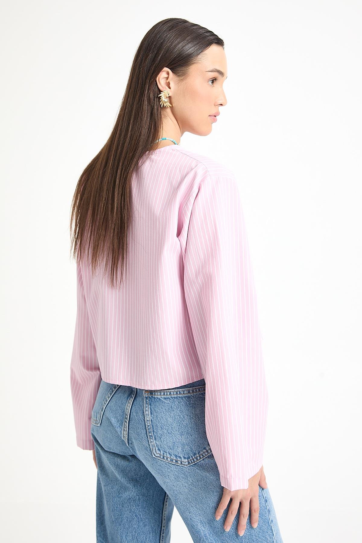 Pembe Çizgili Poplin Kumaş Önden Bağlamalı Bluz 29276