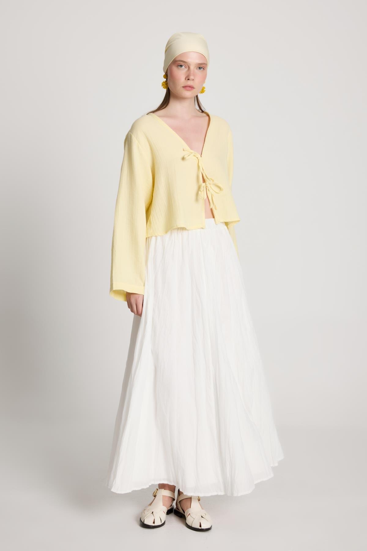 Sarı Müslin Kumaş Önden Bağlamalı Bluz 27355