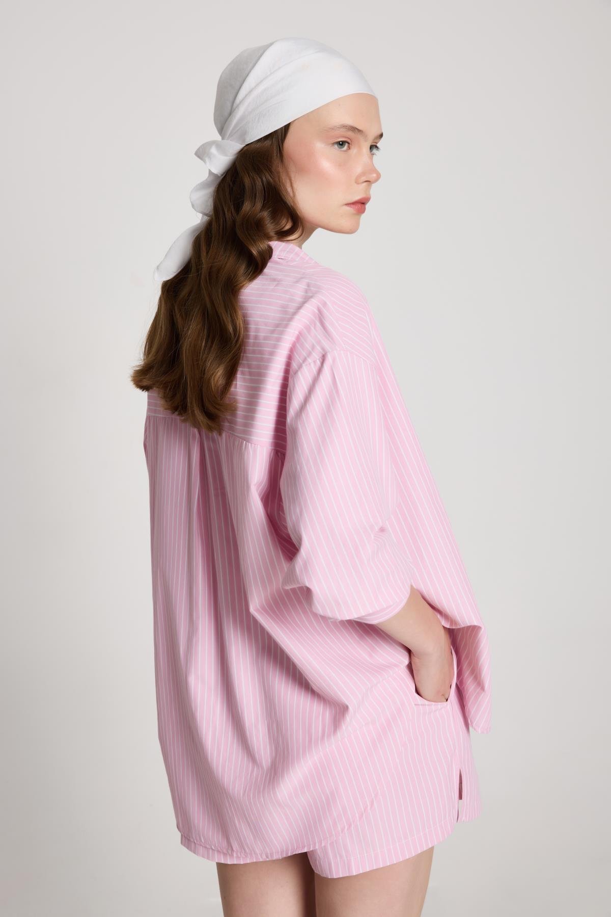 Şeker Kız Candy Kombini - Pembe Beyaz Çizgili Oversize Takım