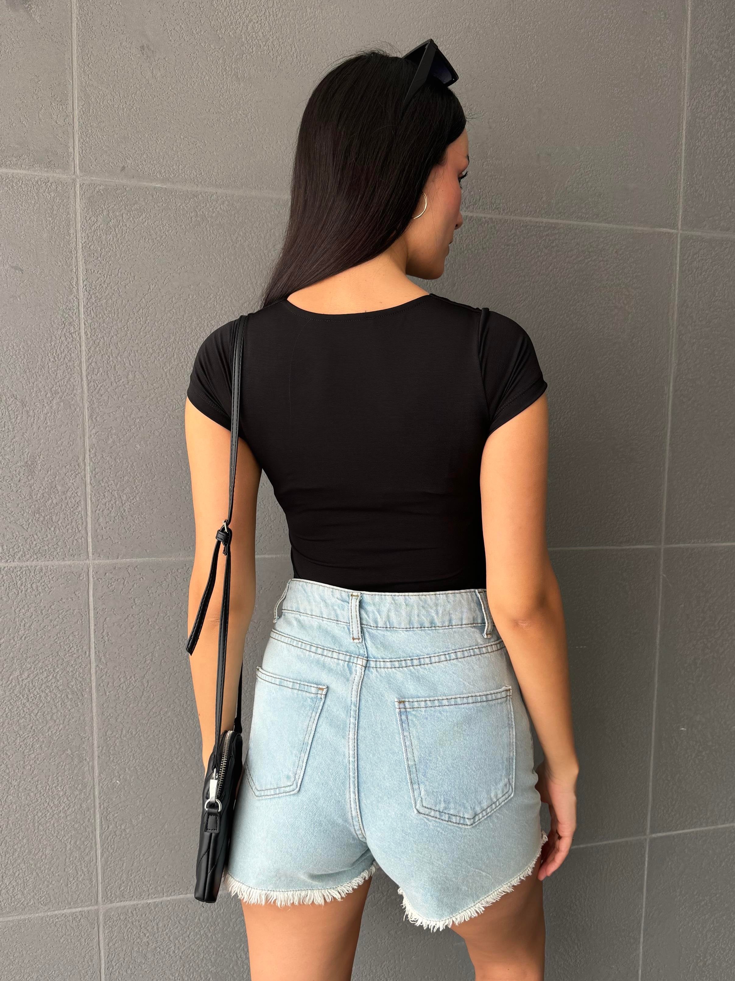 Siyah Kare Yaka Kısa Kollu Slimfit Basic Body 27174