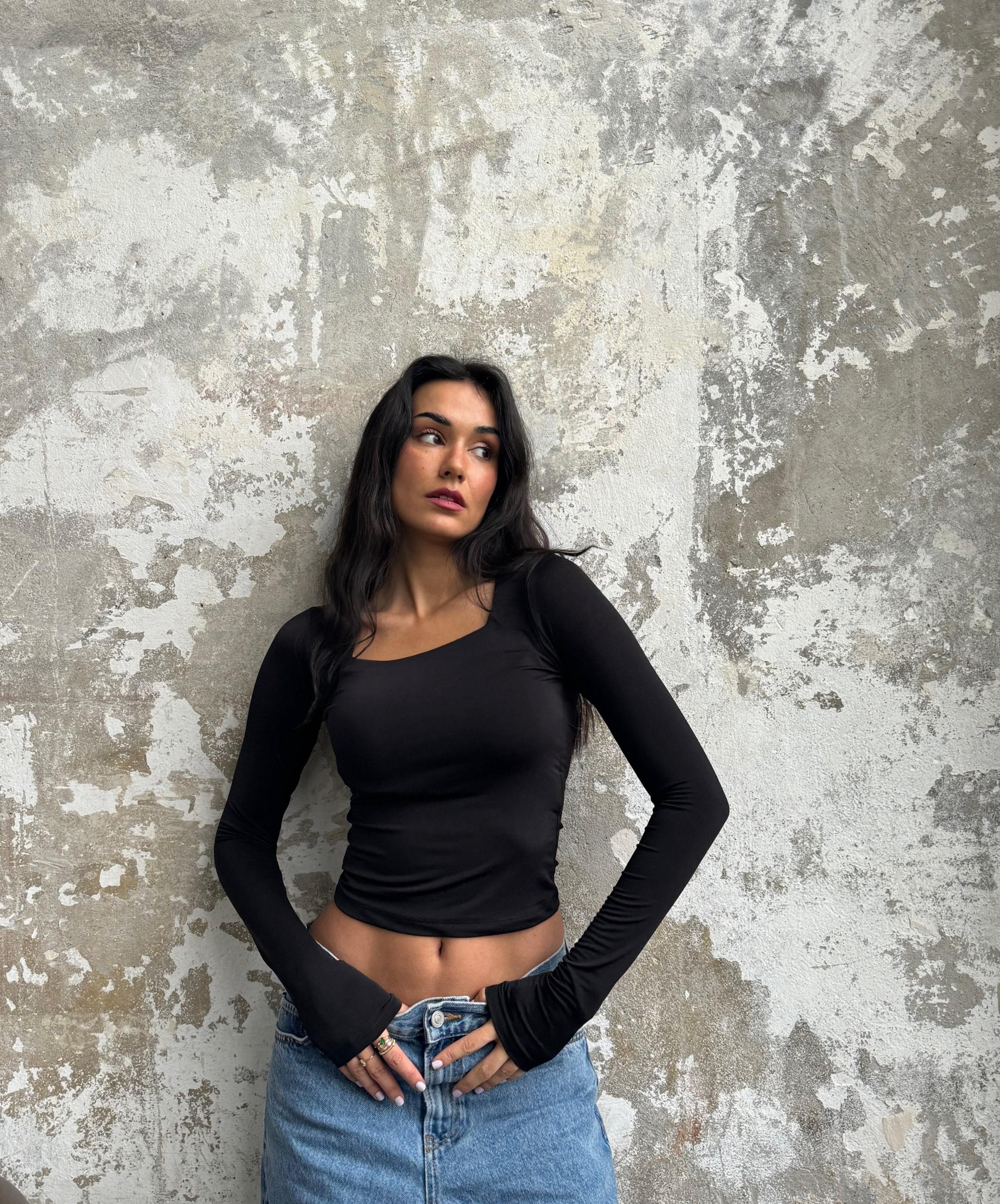 Siyah Kare Yaka Uzun Kollu Slimfit Basic Body 27053