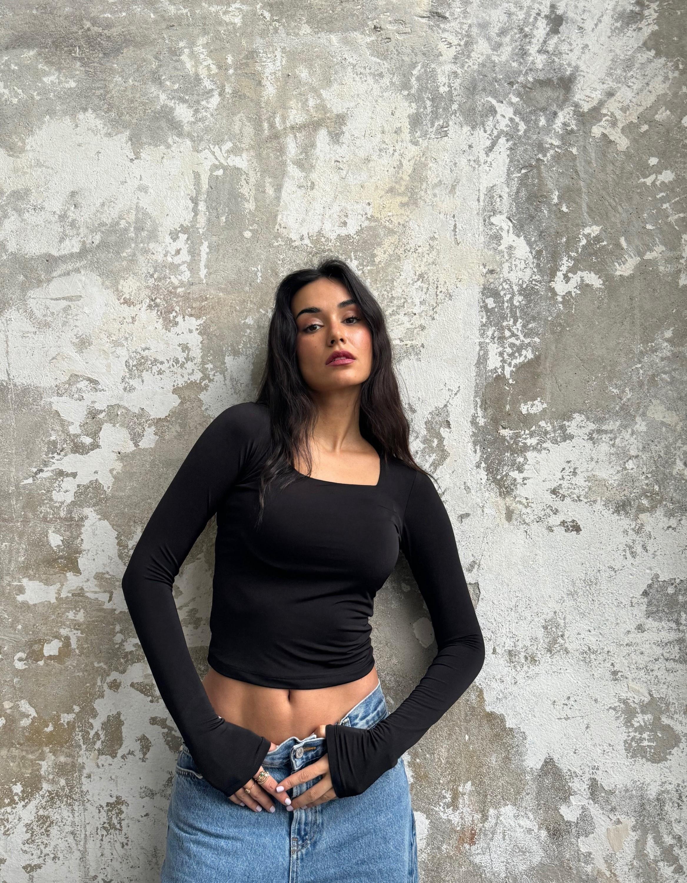 Siyah Kare Yaka Uzun Kollu Slimfit Basic Body 27053