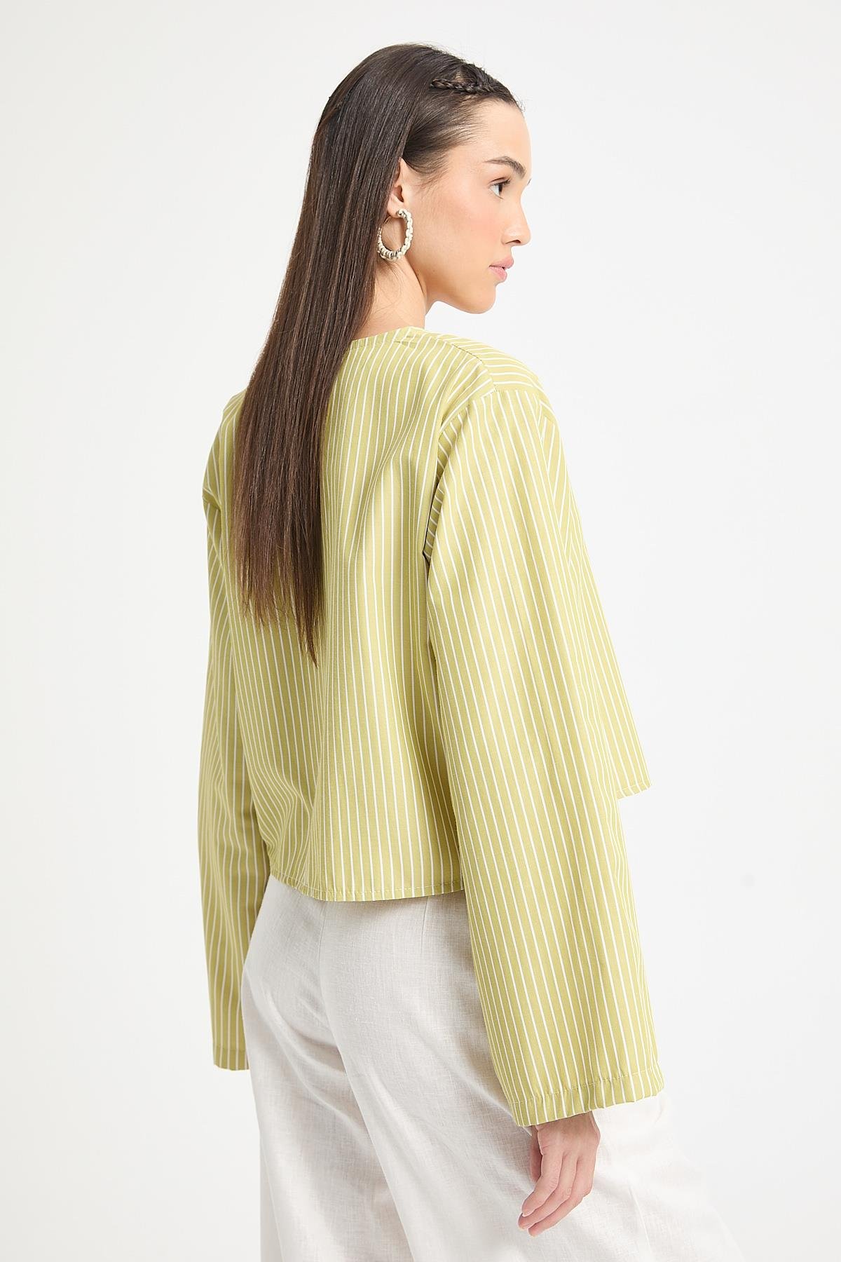 Yağ Yeşili Çizgili Poplin Kumaş Önden Bağlamalı Bluz 29276