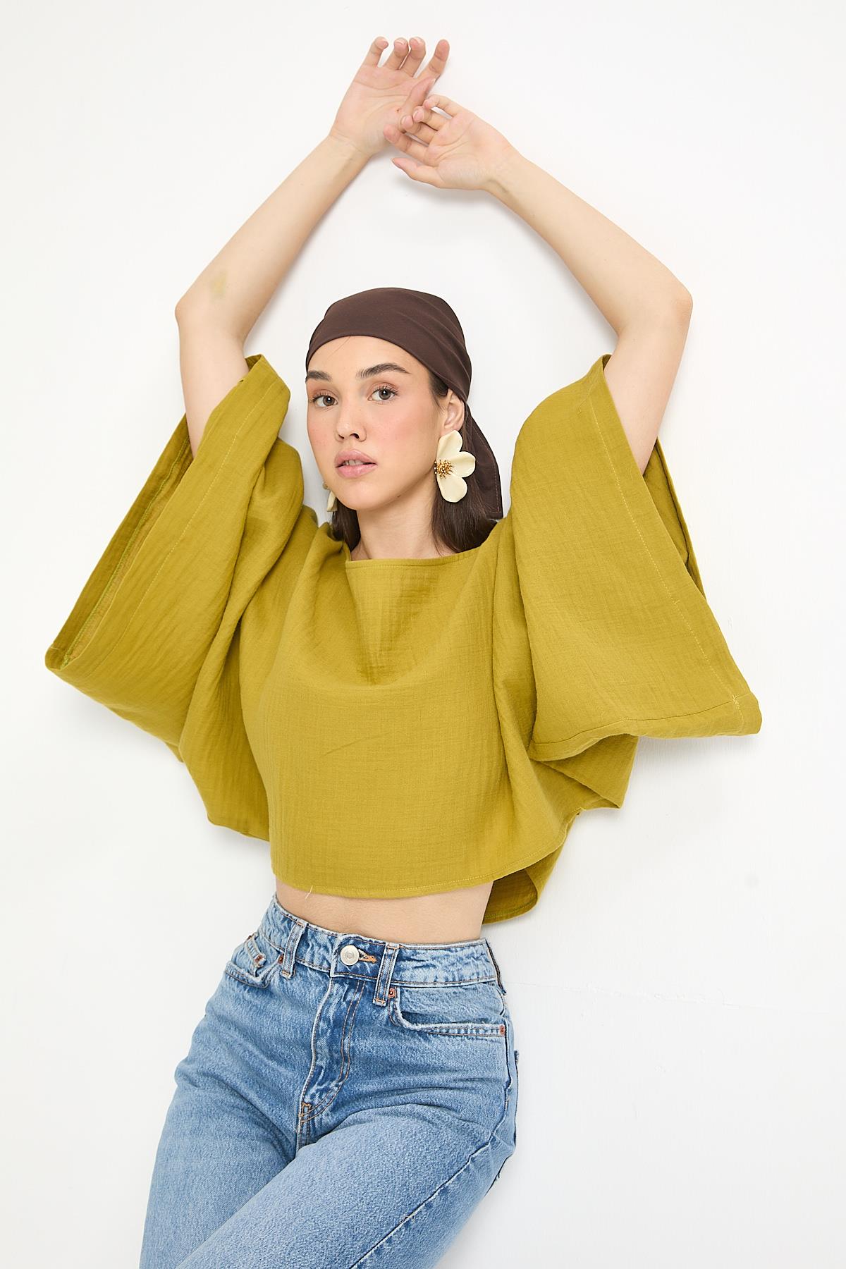 Yağ Yeşili Oversize Kesim Müslin Bluz 29230