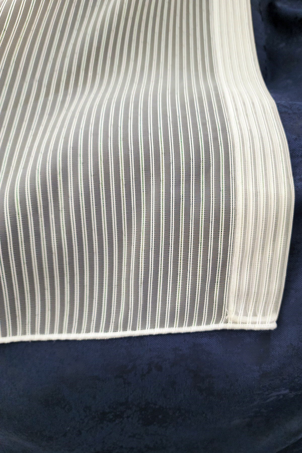 Brillant Sedef Zincir Çizgili Tül