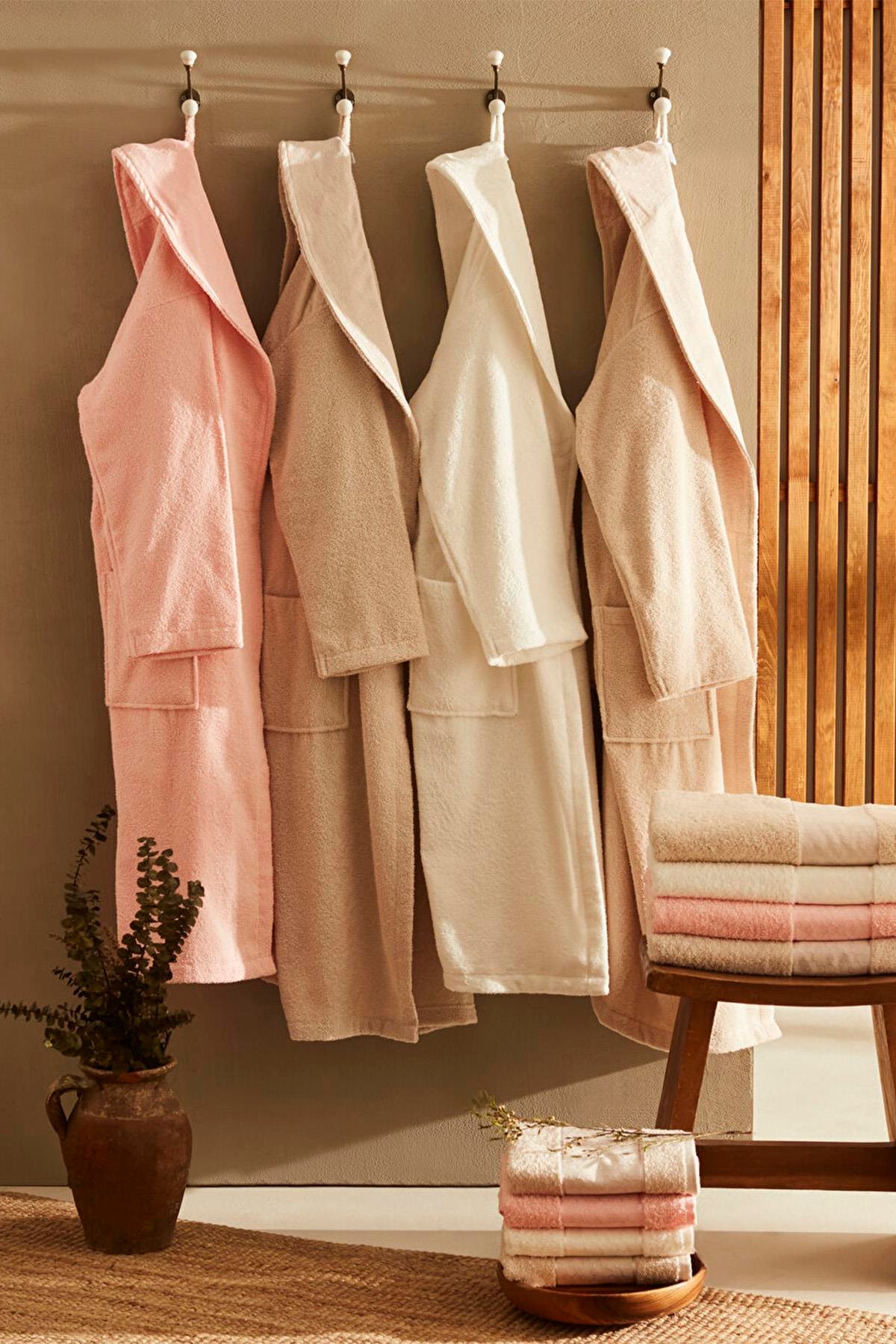 Casita Flos %100 Pamuk 6 Parça Aile Bornoz Seti Taş Pudra