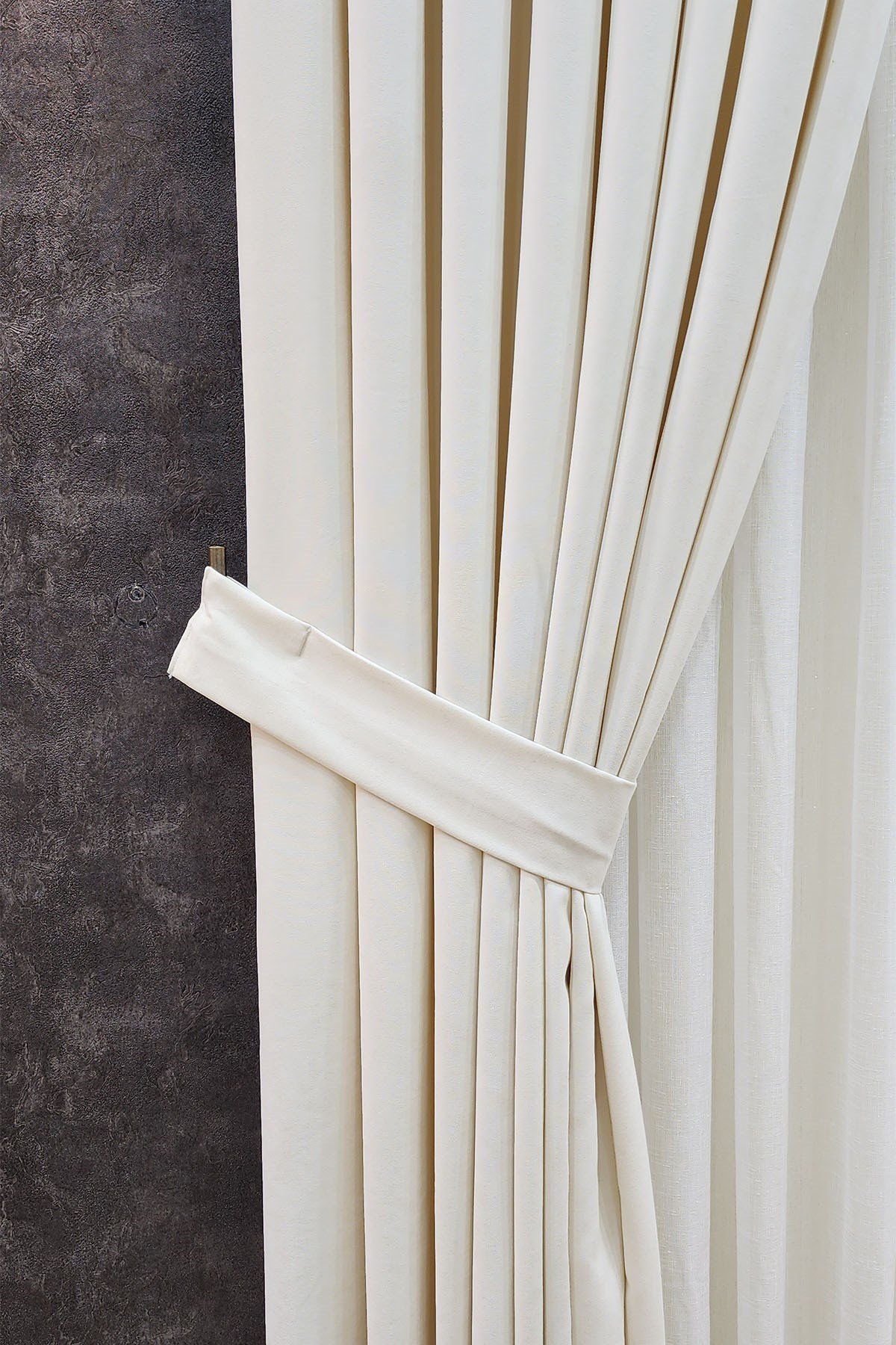 Mosso Fon Perde Düz Renk Krem