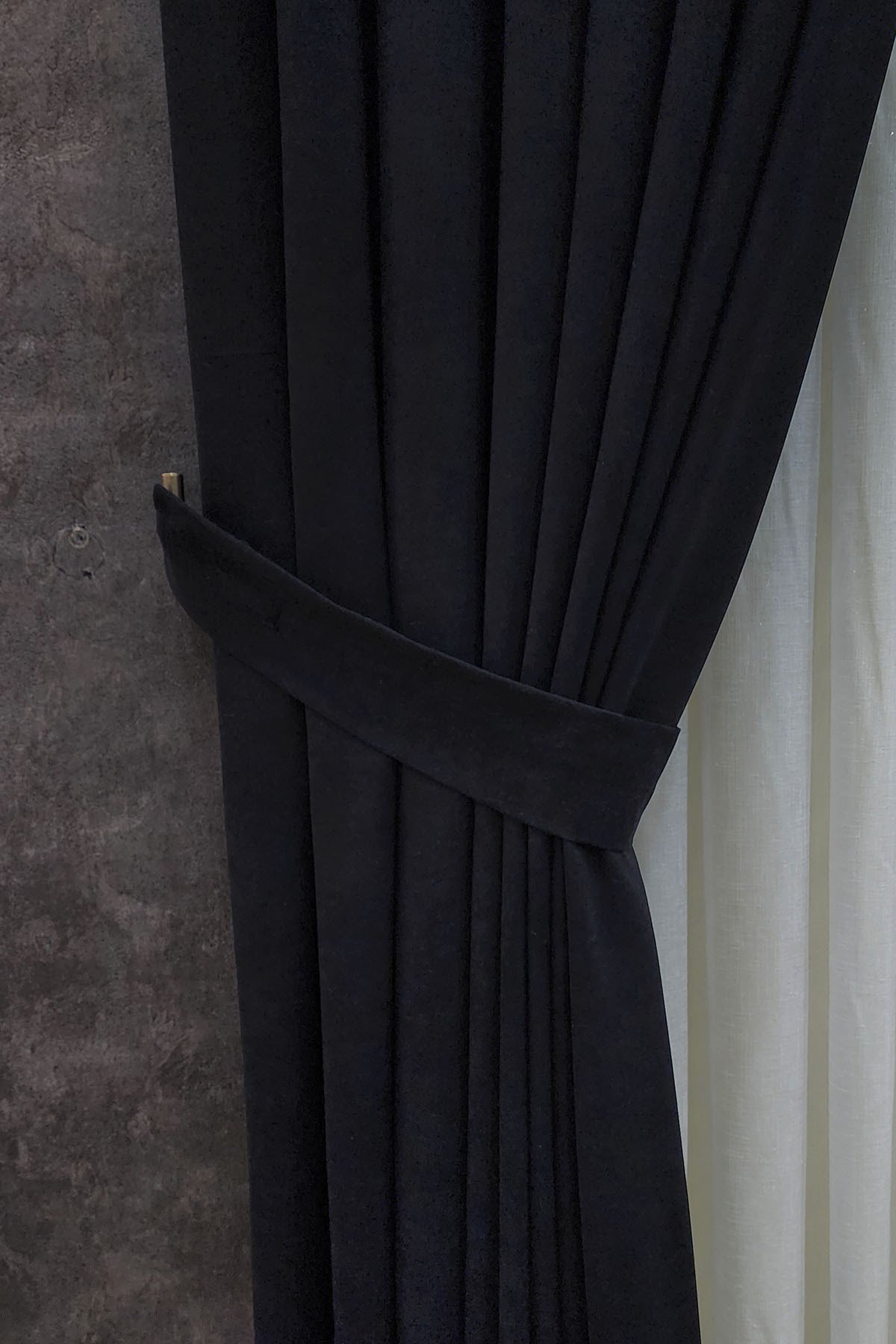 Mosso Fon Perde Düz Renk Siyah