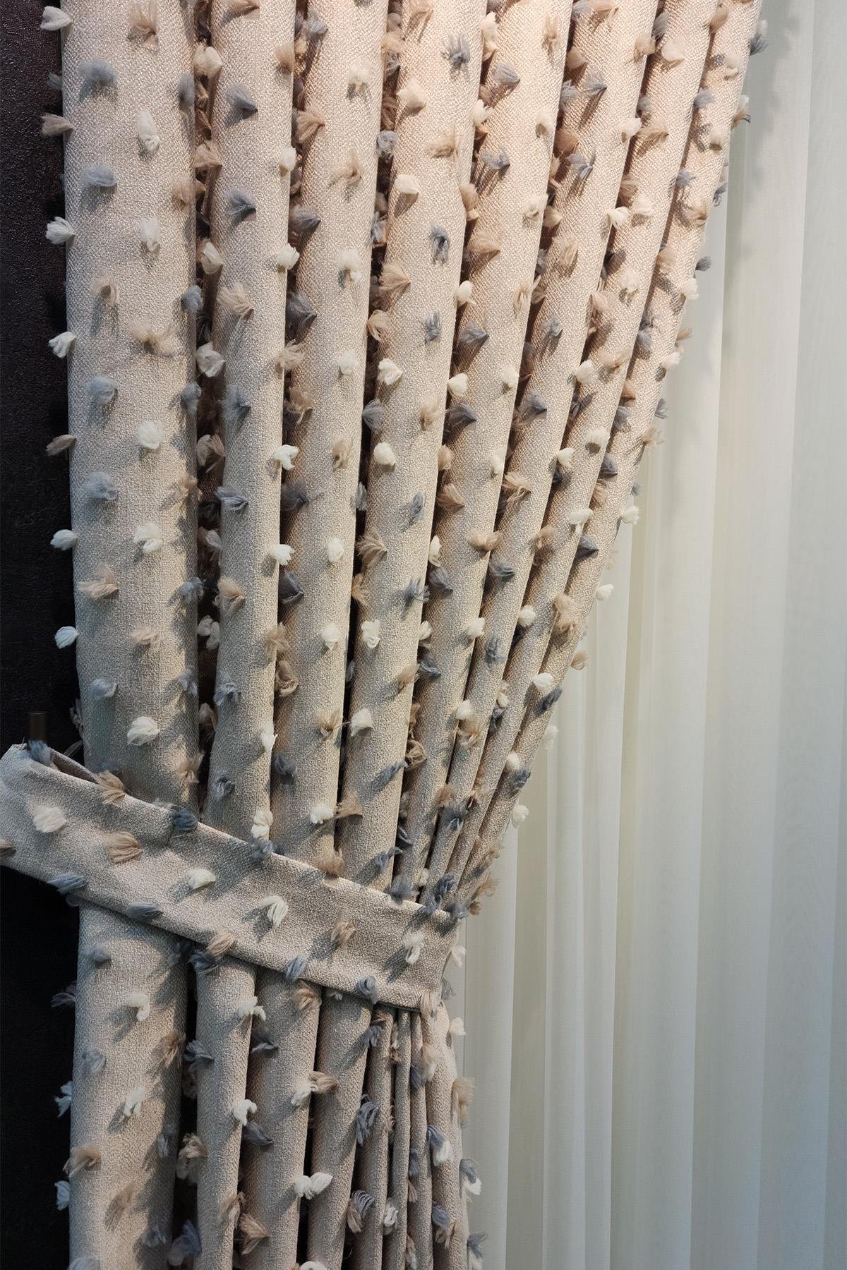 Pastel Püsküllü Fon Perde Bej Renk - Modern ve Neşeli Tasarım