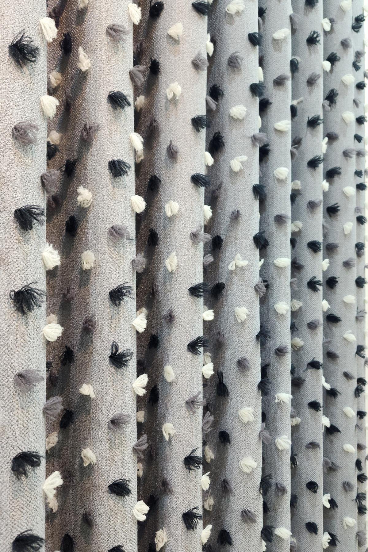 Pastel Püsküllü Fon Perde Gri Renk - Modern ve Neşeli Tasarım