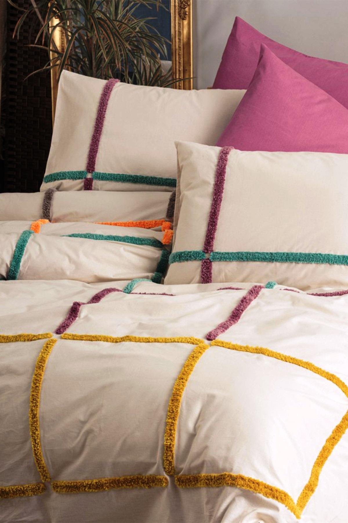 Puff Nakışlı Çift Kişilik Nevresim Takımı Insula Gül Kurusu