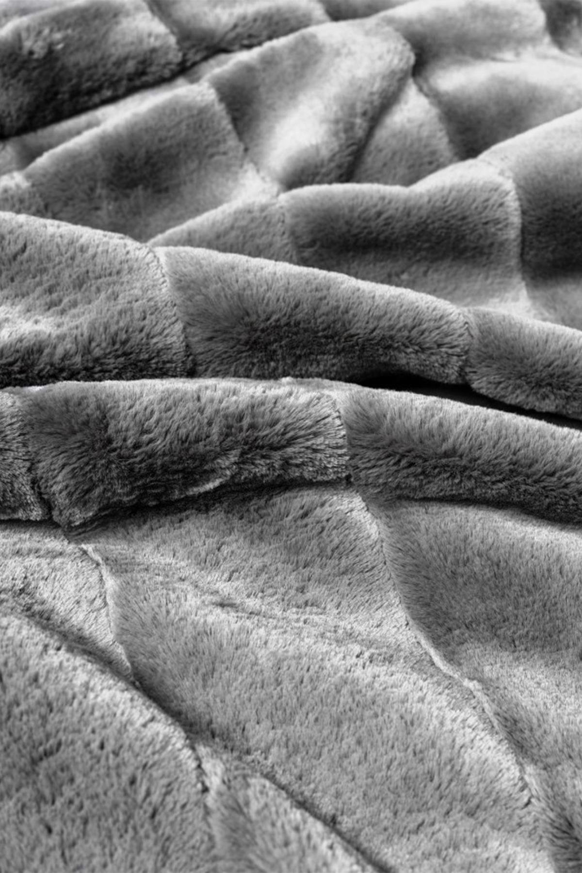 Trim Çift Kişilik Kürk Battaniyeli Nevresim Takımı Suave Antrasit