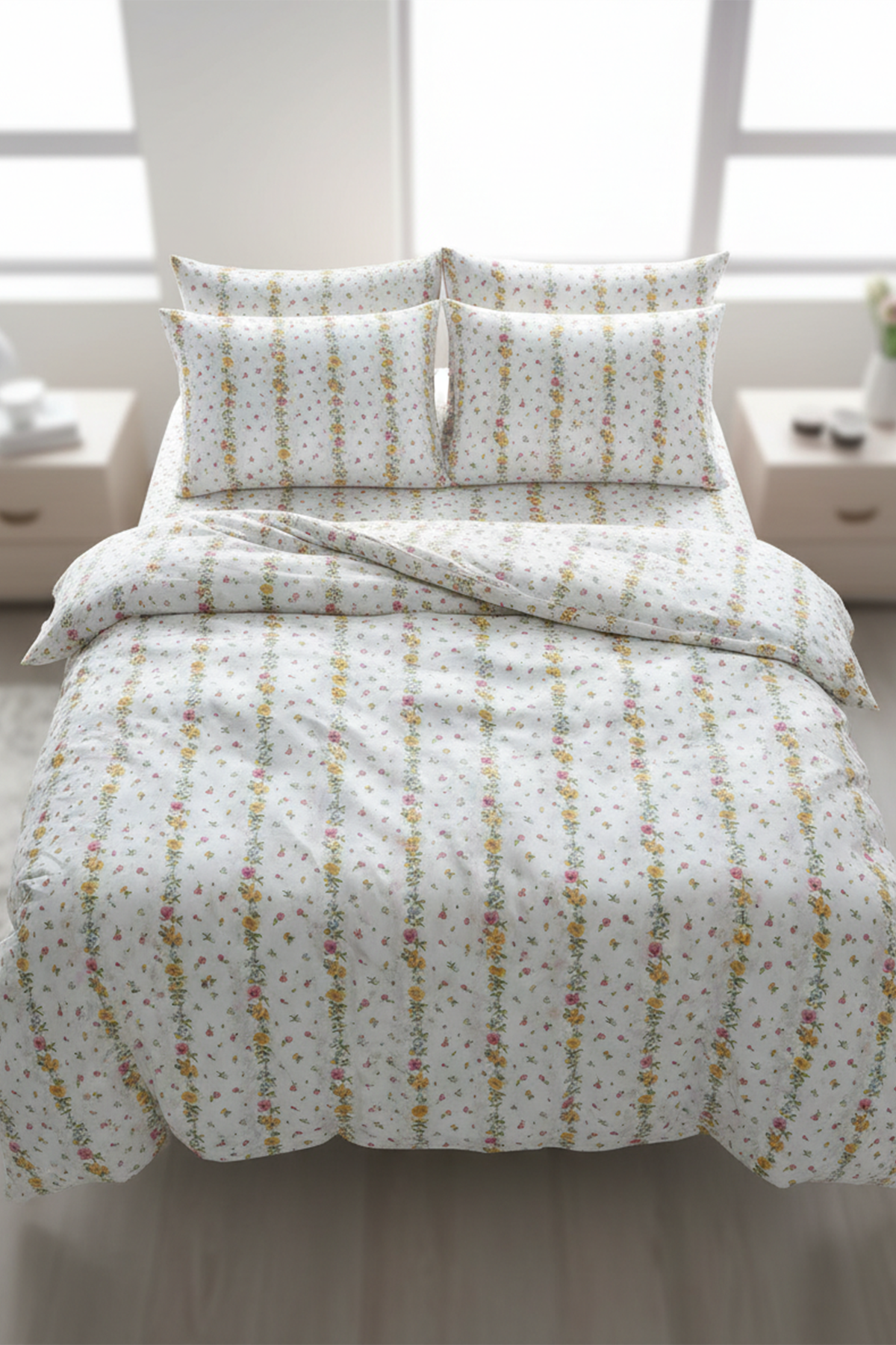 Zarif Çiçek Desenli Çift Kişilik %100 Pamuk Nevresim Takımı 200x220