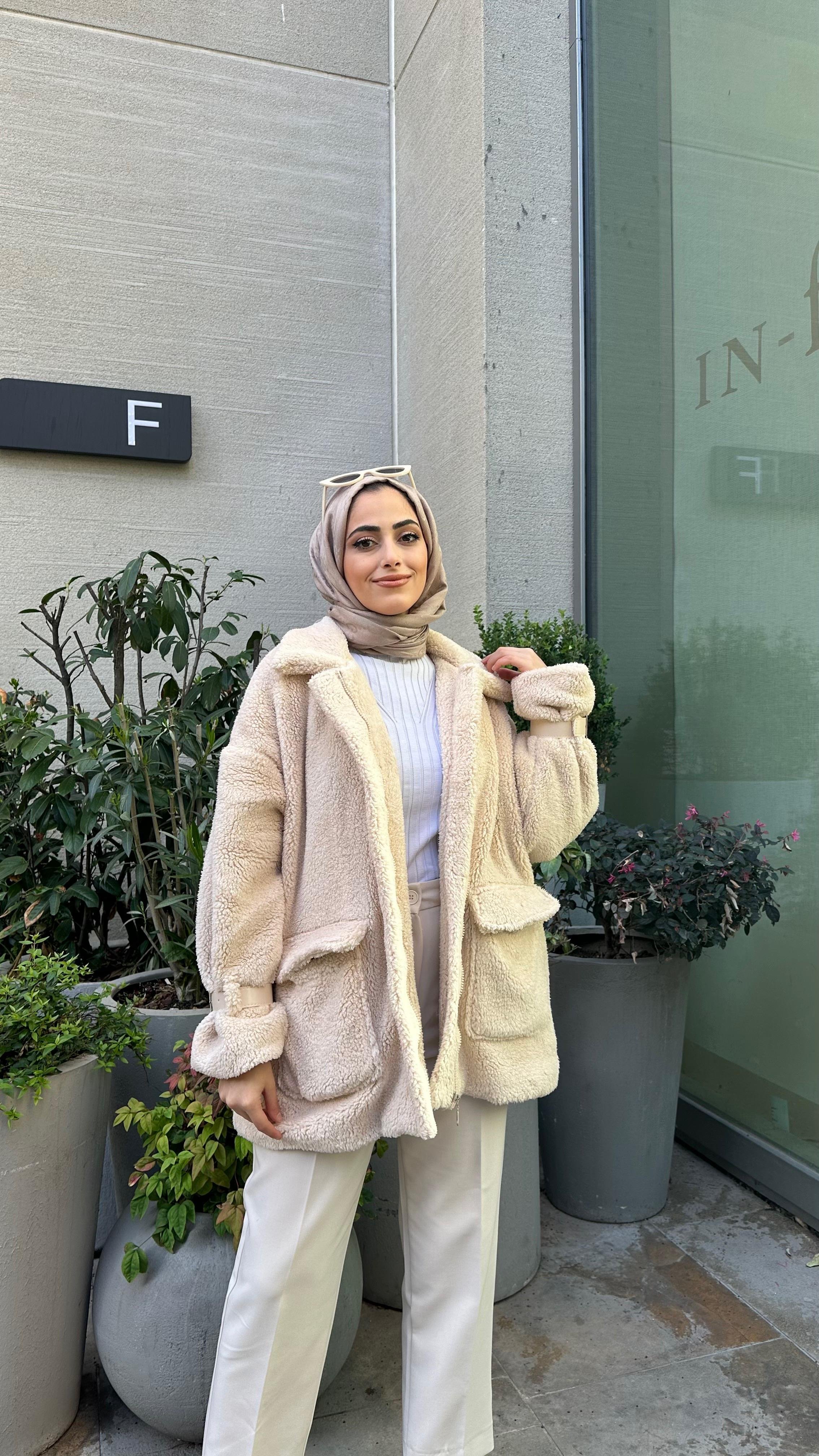 Fermuarlı Peluş Mont Bej