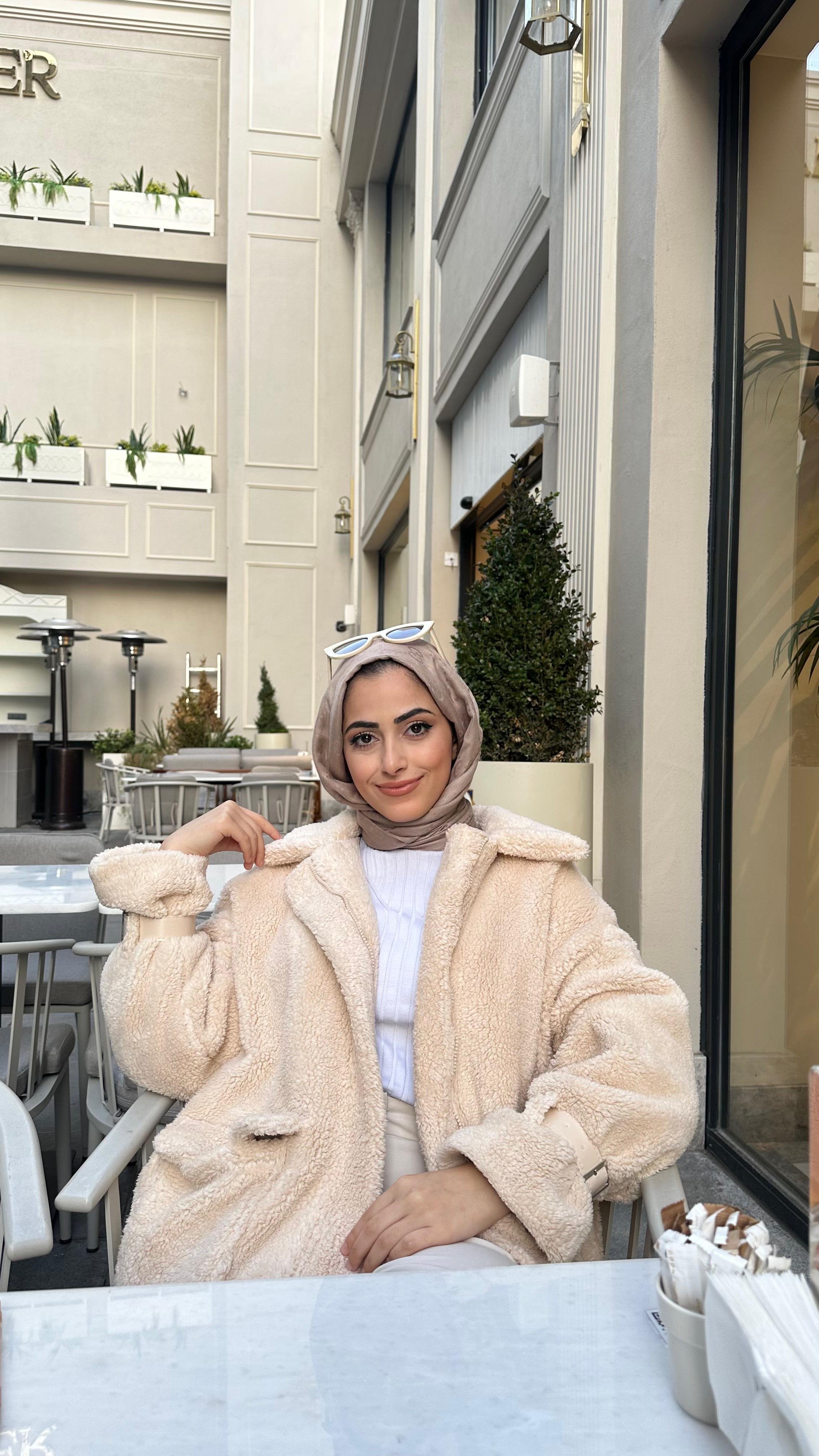 Fermuarlı Peluş Mont Bej