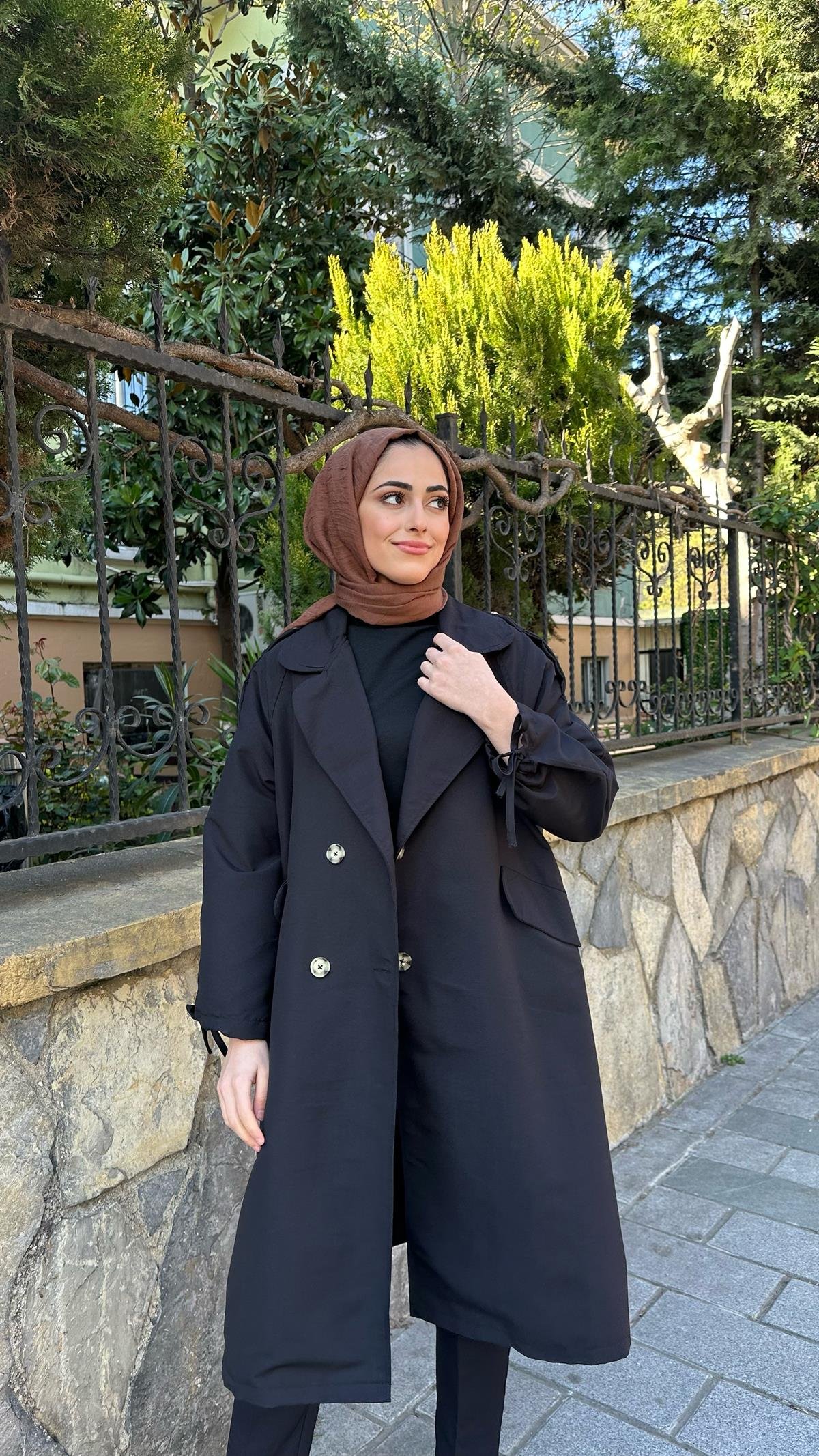 İp Detay Trenç Siyah