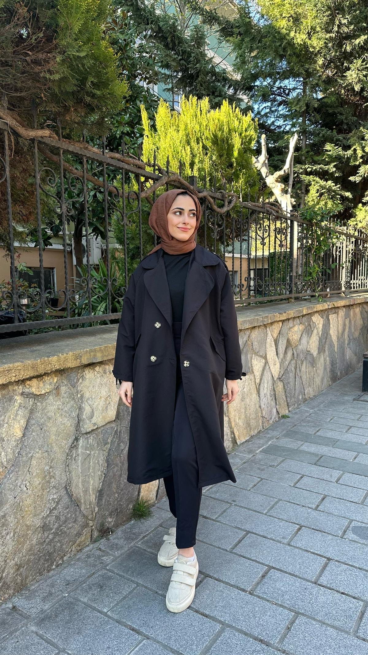 İp Detay Trenç Siyah