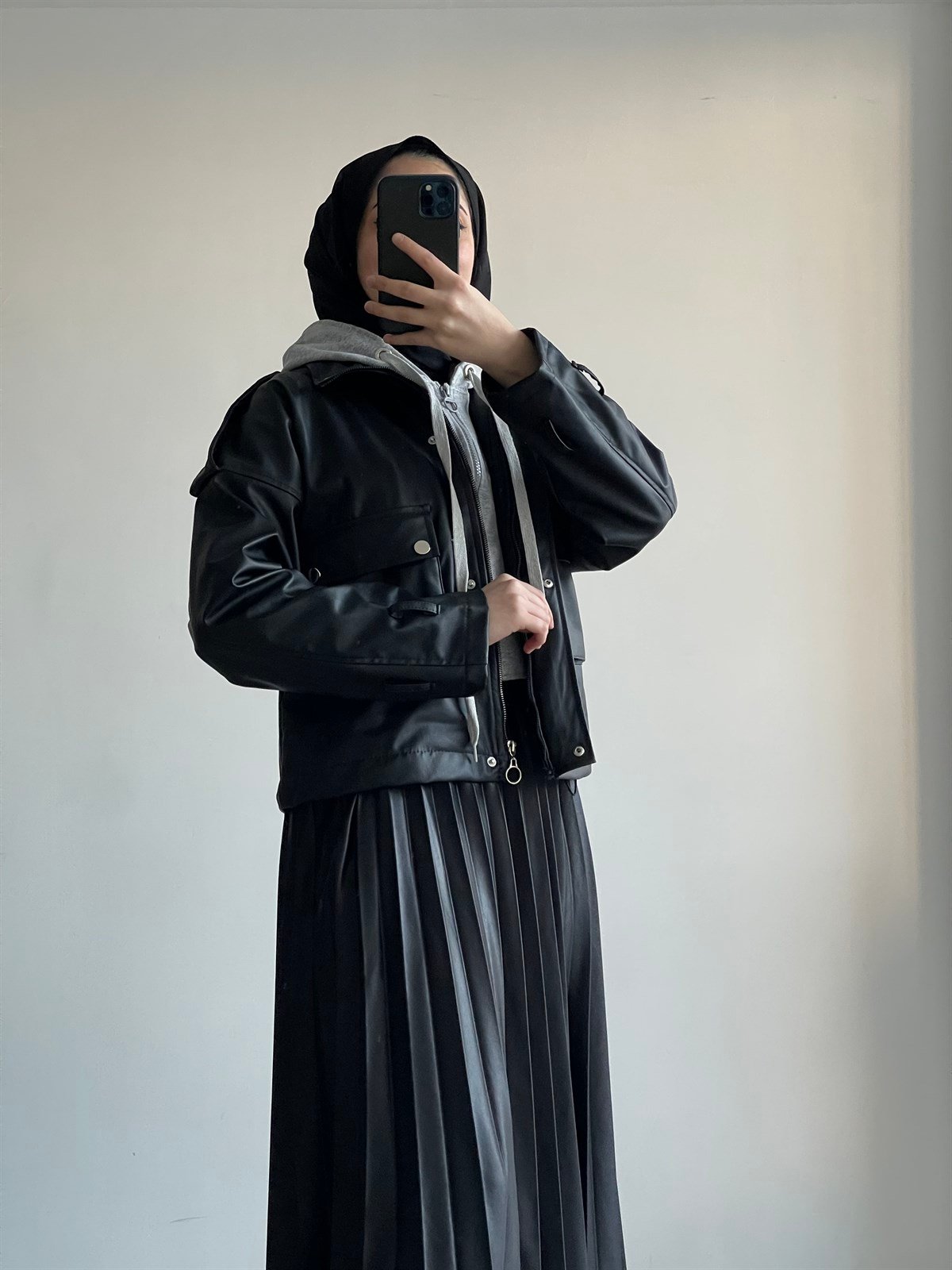 Kapşonlu Deri Ceket 