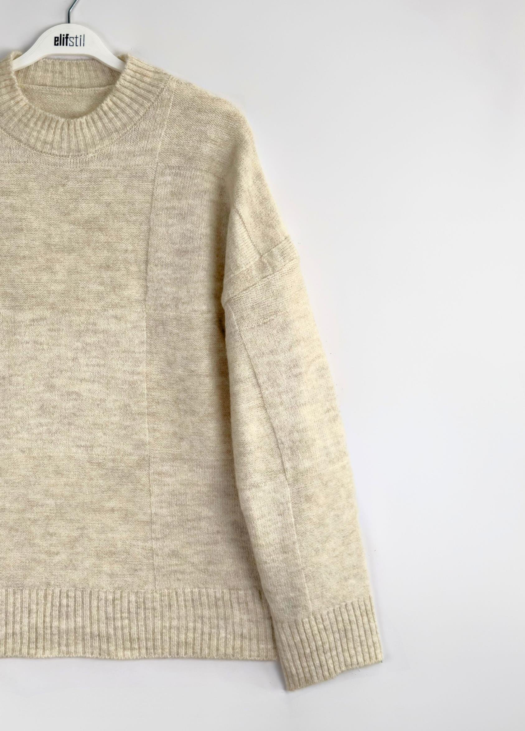 Kare desen Basıc Kazak Bej 