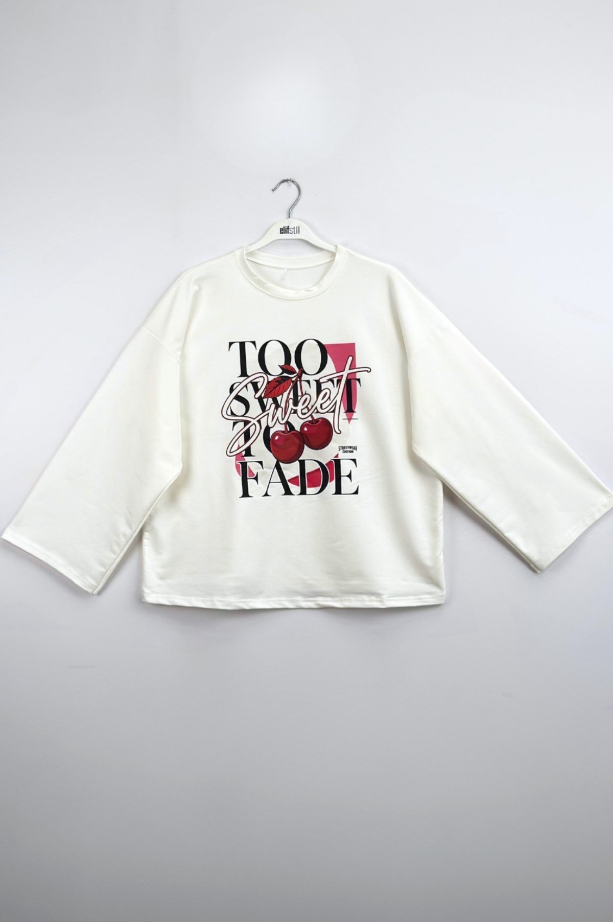 Kiraz Baskılı Sweatshirt Ekru 