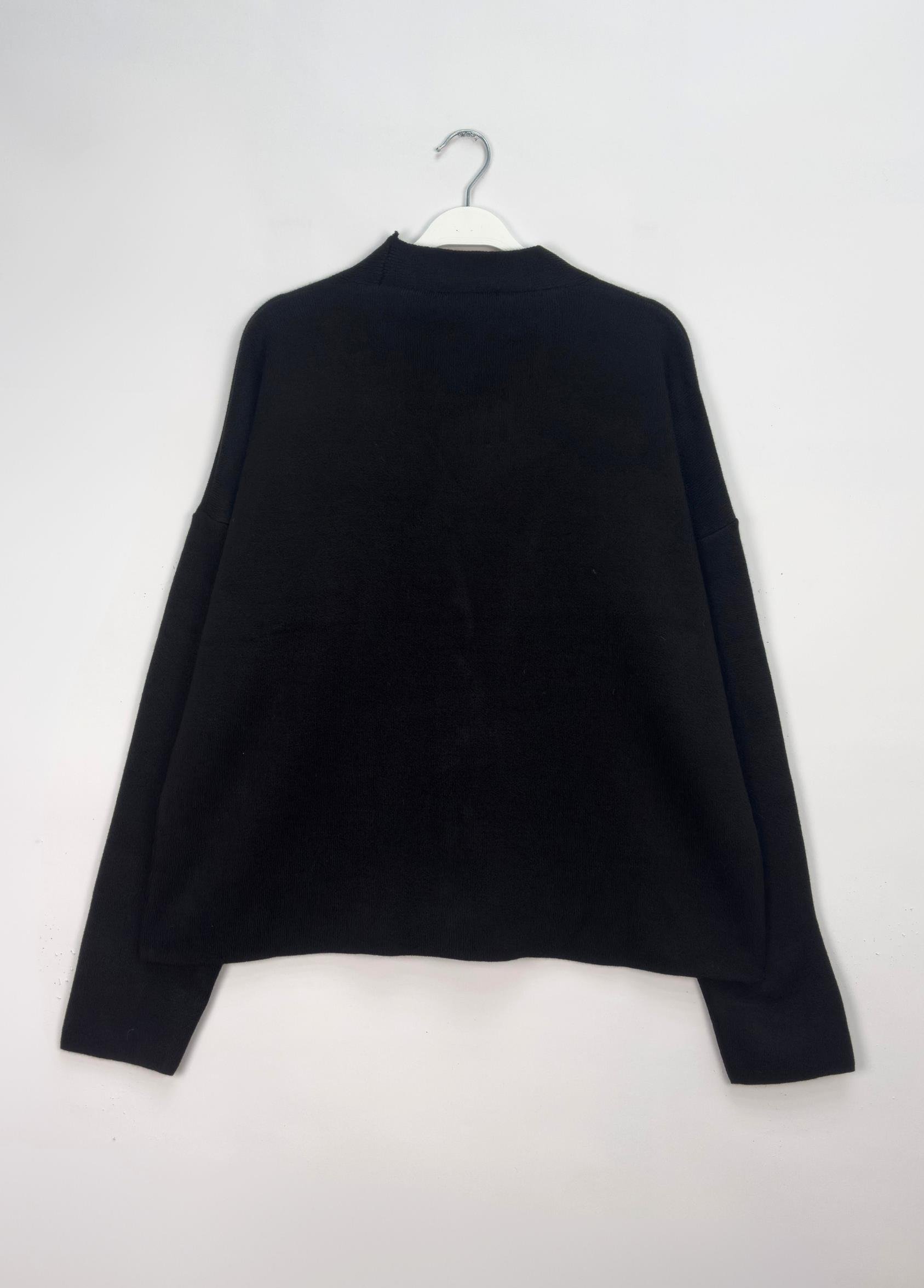 Liya Düğmeli Hırka Siyah