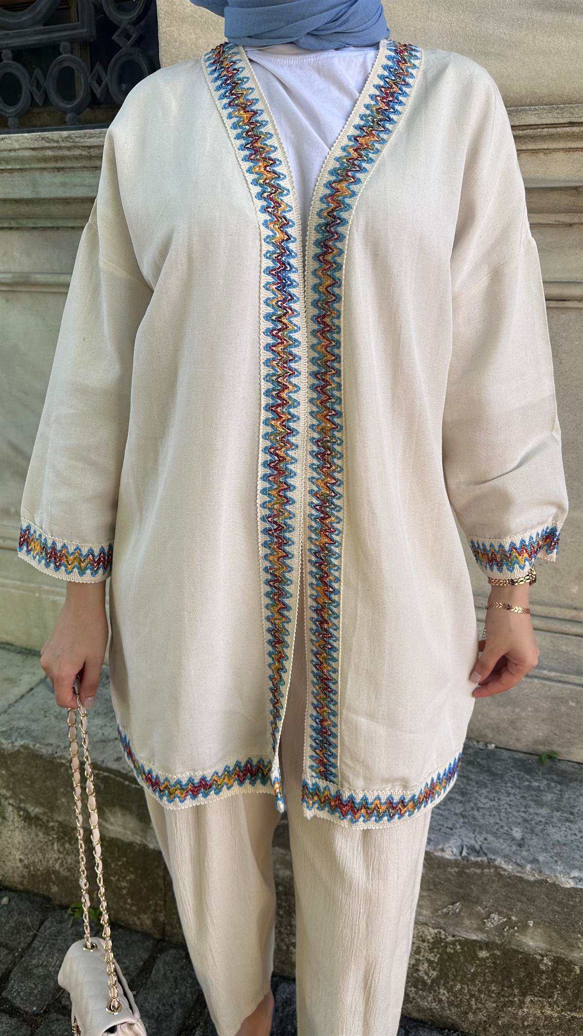 Nakışlı Kimono Bej