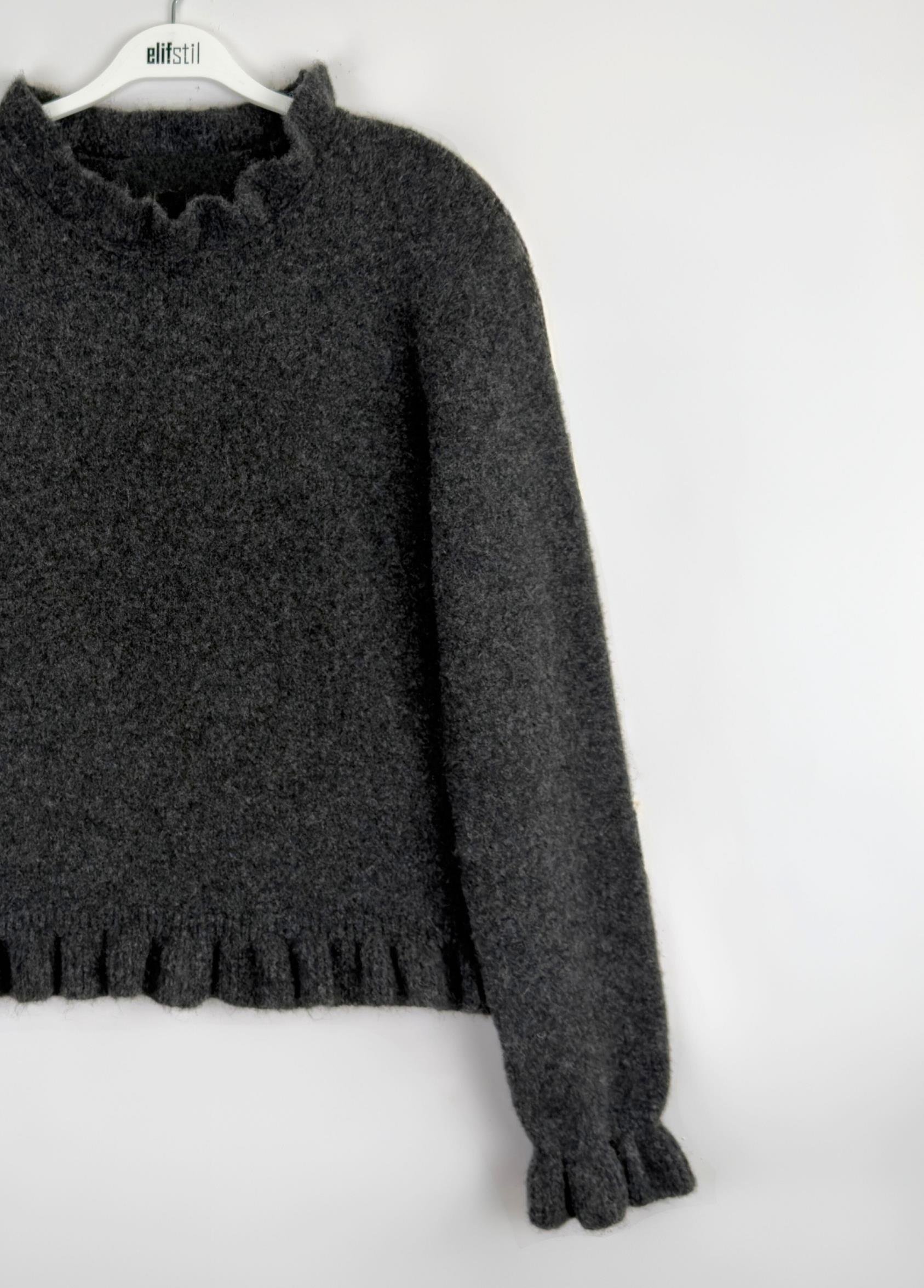 Vena Fırfırlı Kazak Füme 