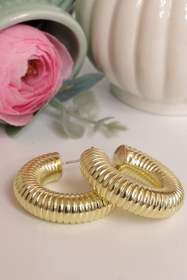 Gold Renk Bombeli C Model Trend Serisi Halka Model