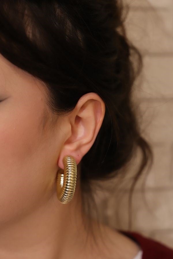 Gold Renk Bombeli C Model Trend Serisi Halka Model
