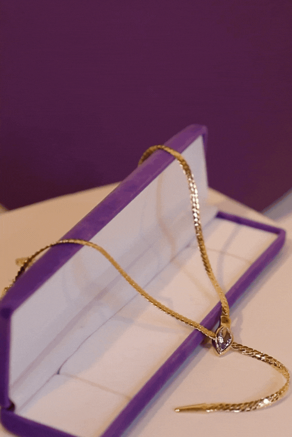 Gold Renk Yılan Model Asansörlü Kolye