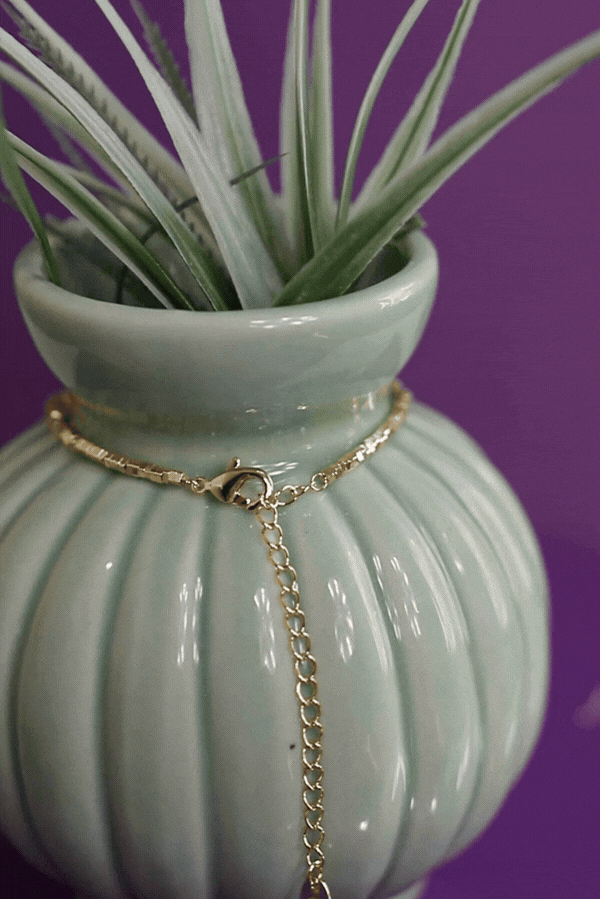 Gold Renk Yonca Model Trend Seri Bileklik