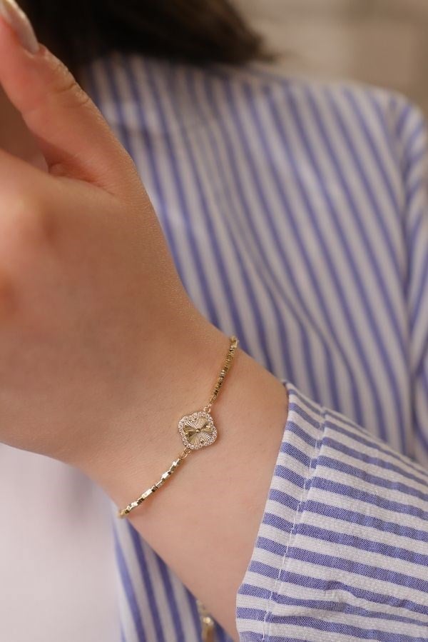 Gold Renk Yonca Model Trend Seri Bileklik