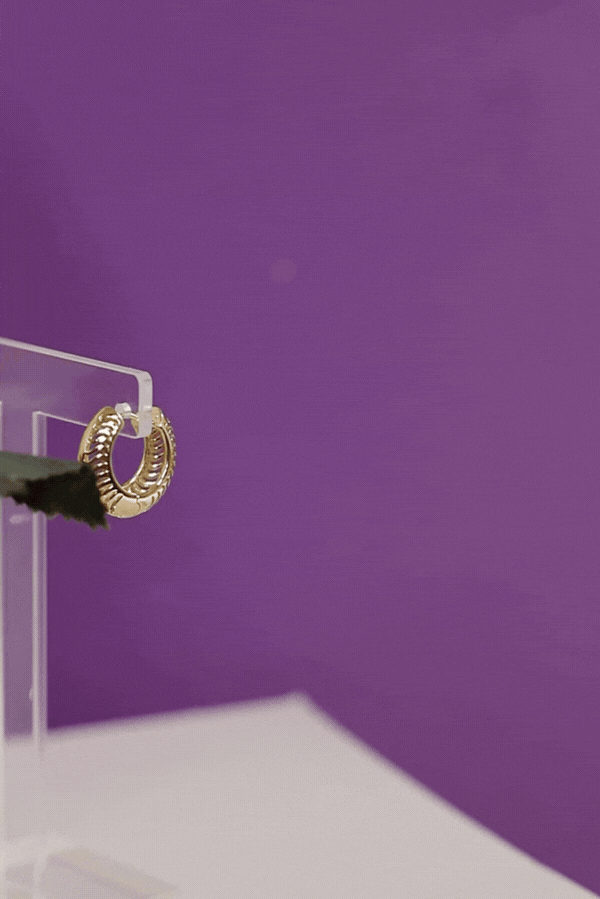 Gold Renk Yuvarlak Model Taşlı Trend Seri Küpe