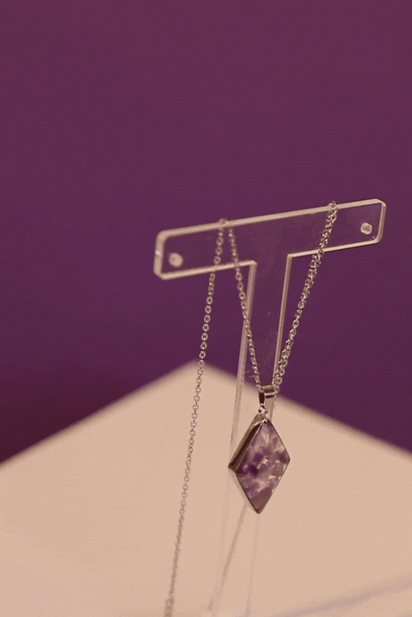 Gümüş Renk- Lila Çelik Kolye