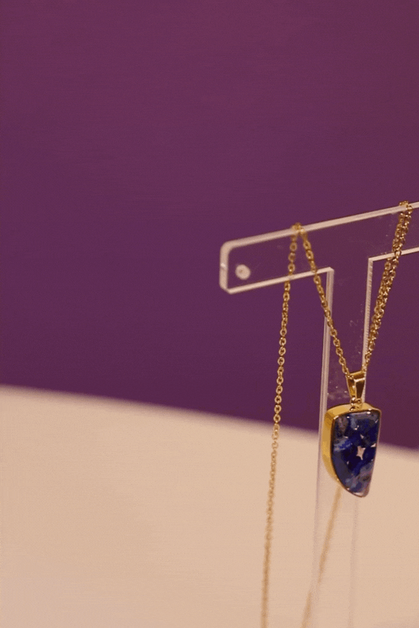 Lacivert Renk Çelik Kolye