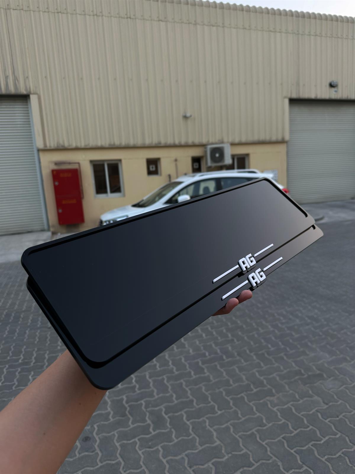 Baş Harflerinize ÖzelKesim FullPLEKSI PlakalıkPlakalık