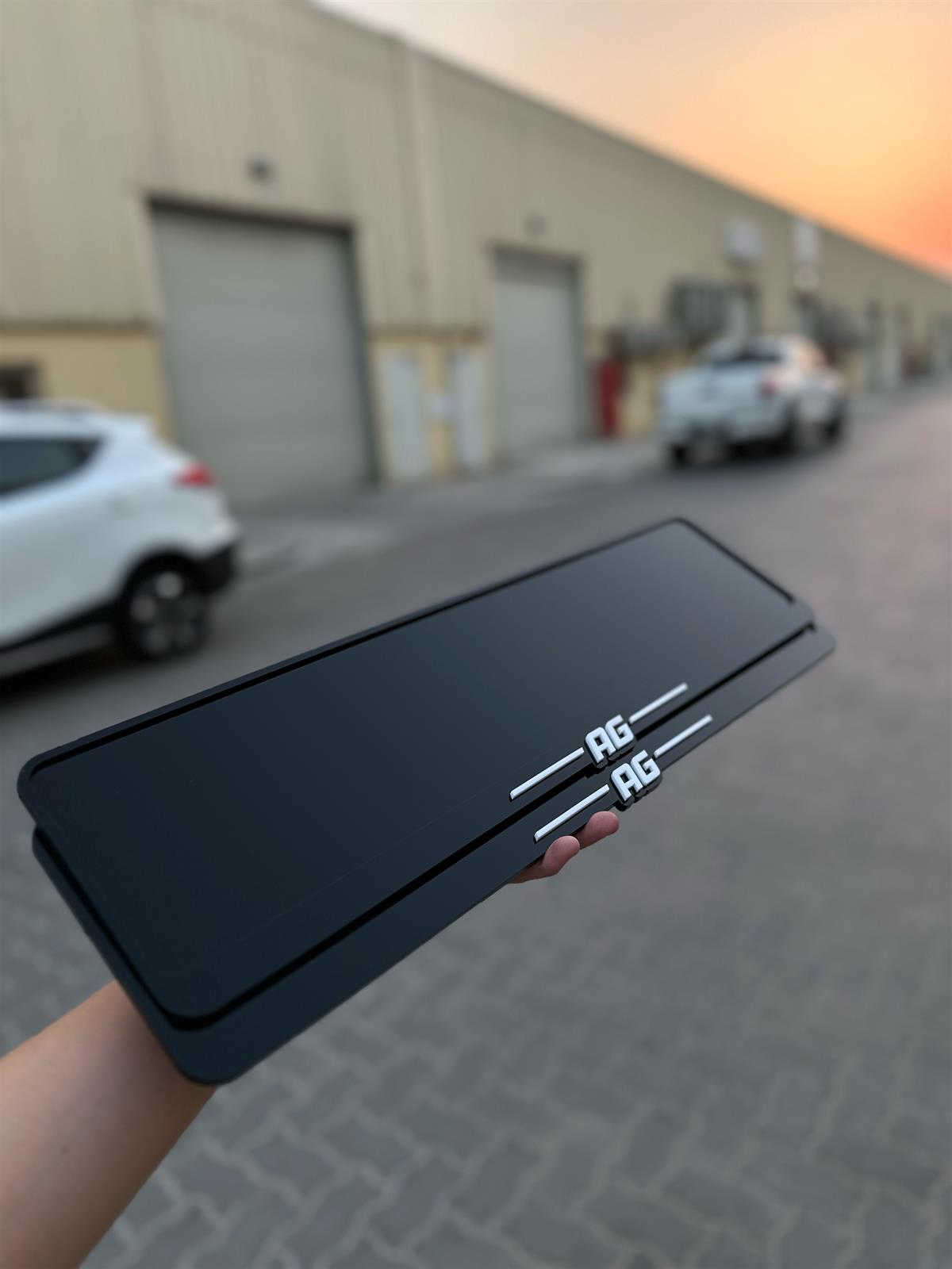 Baş Harflerinize ÖzelKesim FullPLEKSI PlakalıkPlakalık