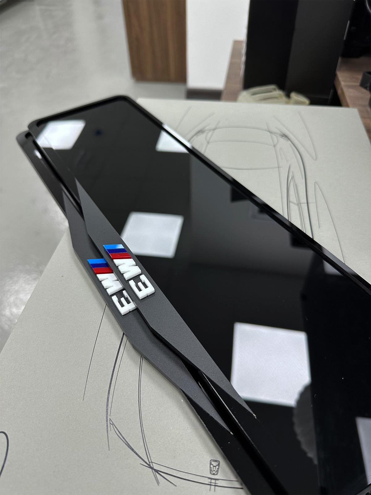 Özel Seri Full Pleksi MattBlack M3 PlakalıkPlakalık