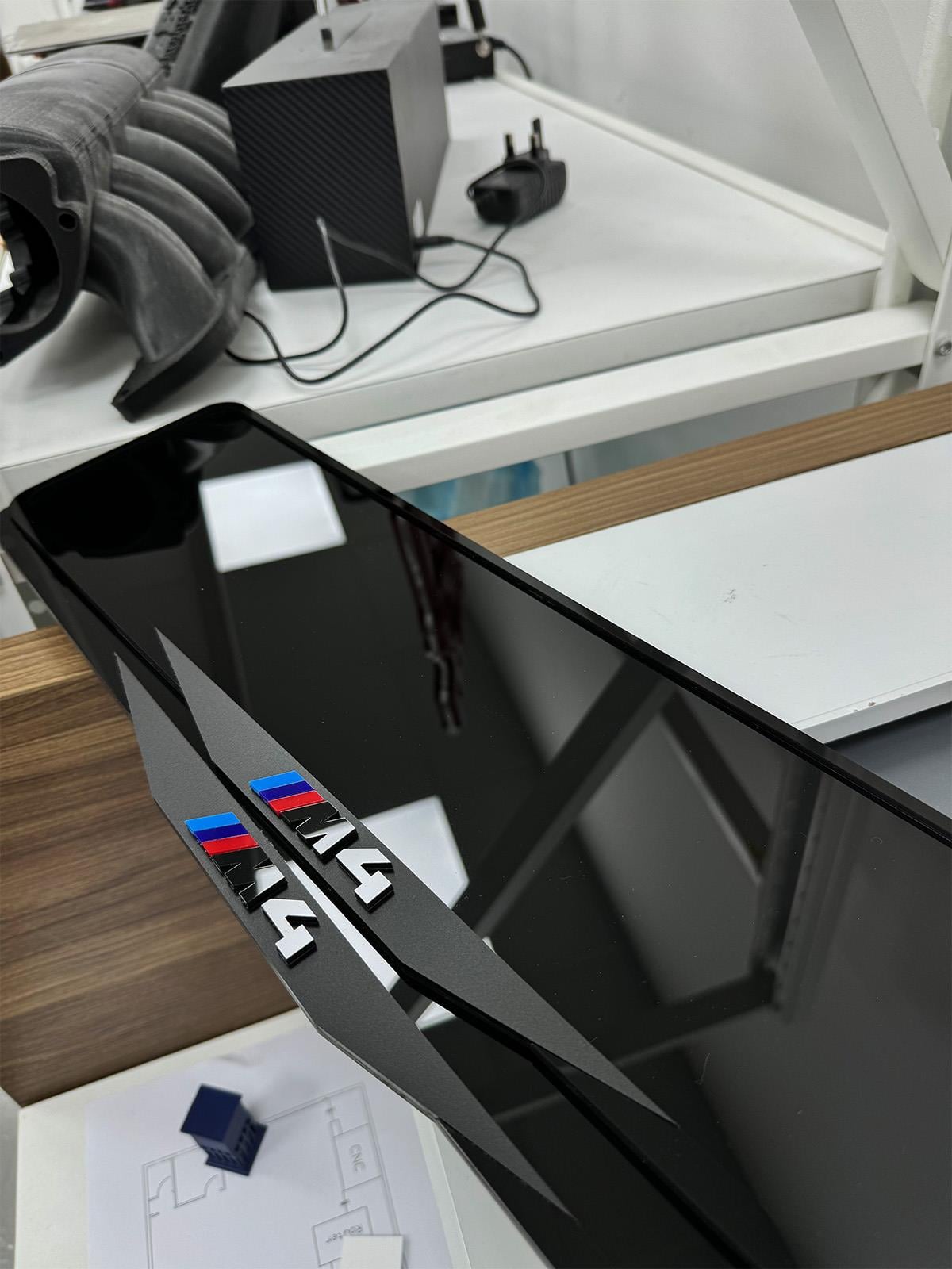 Özel Seri Full Pleksi MattBlack M4 PlakalıkPlakalık