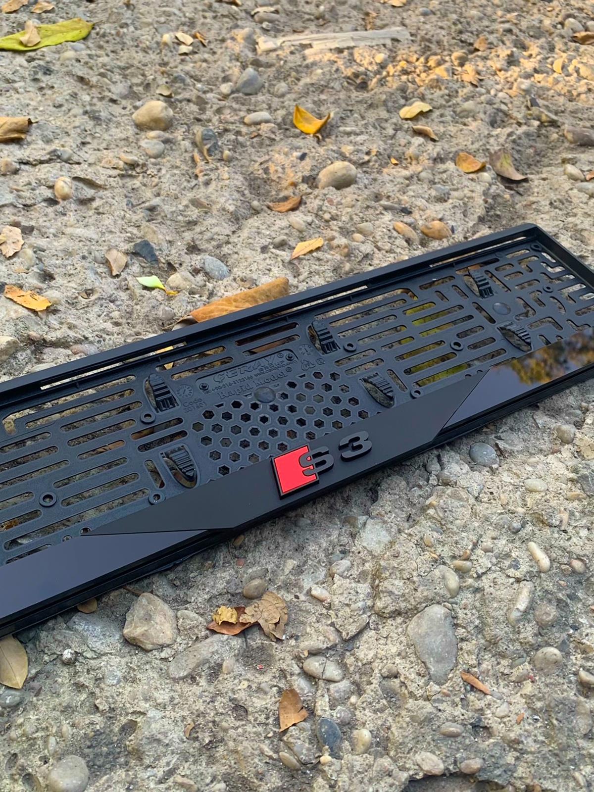 Özel Seri Takmatik MattBlack S3 PlakalıkPlakalık