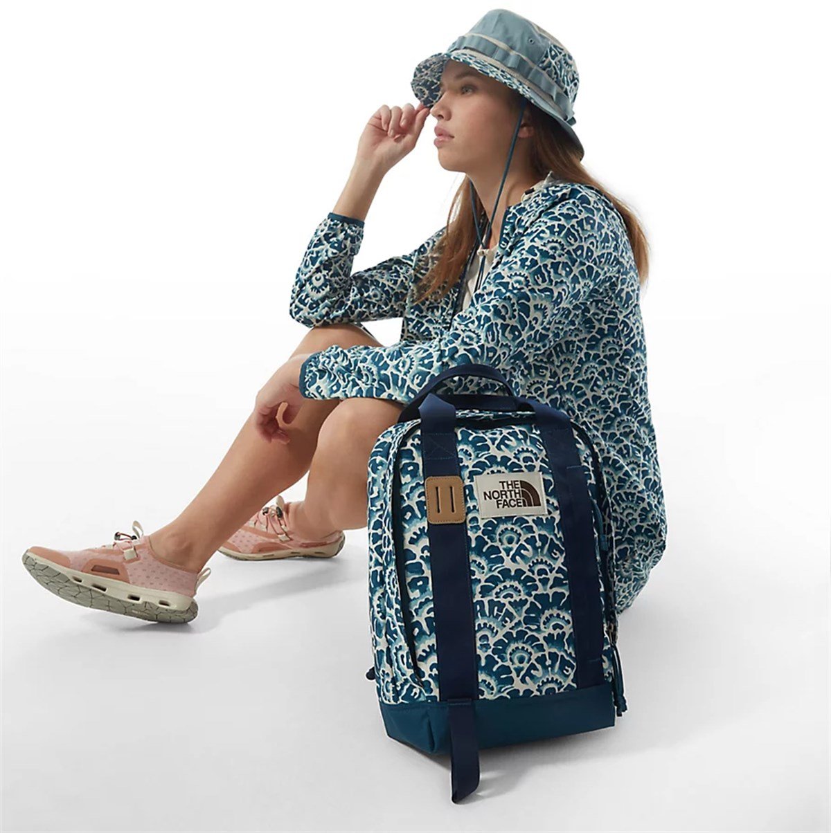 TOTE PACK