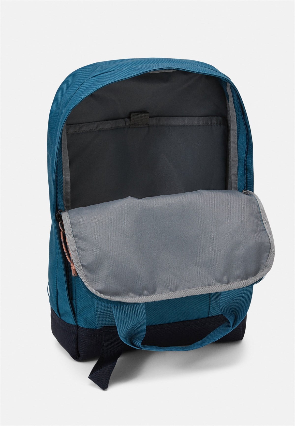 TOTE PACK
