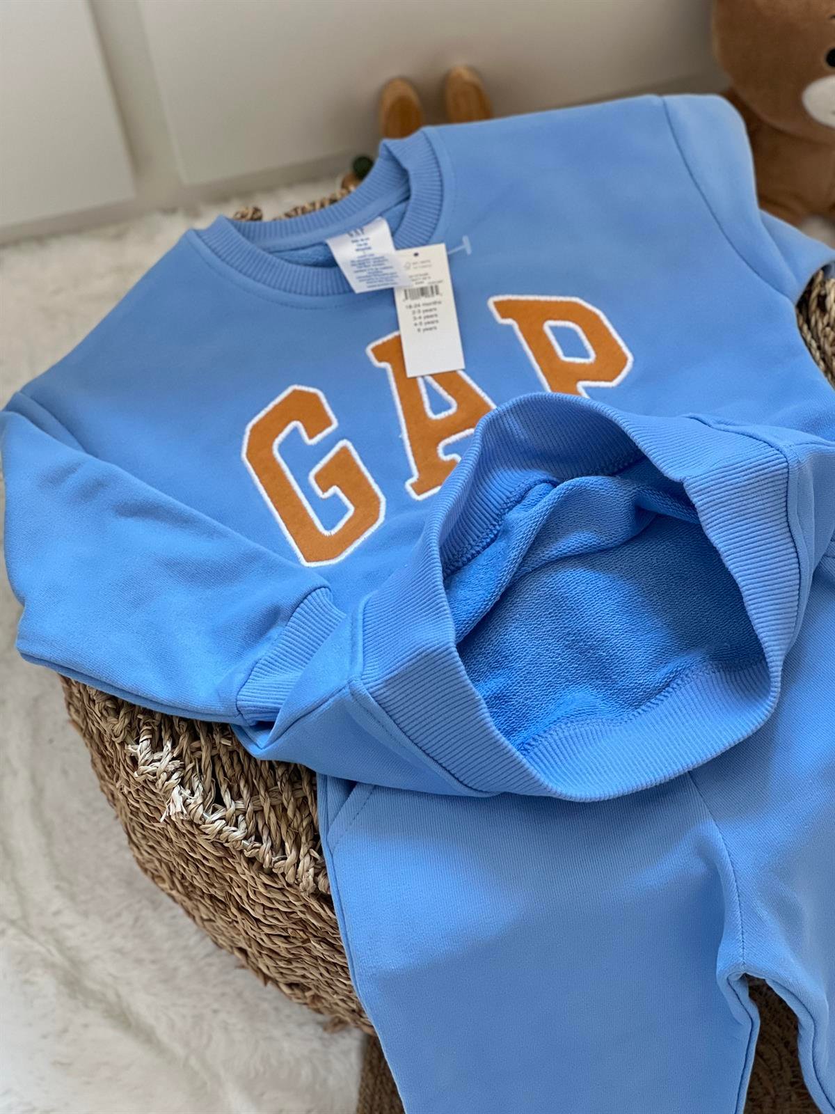 Gap mavi 