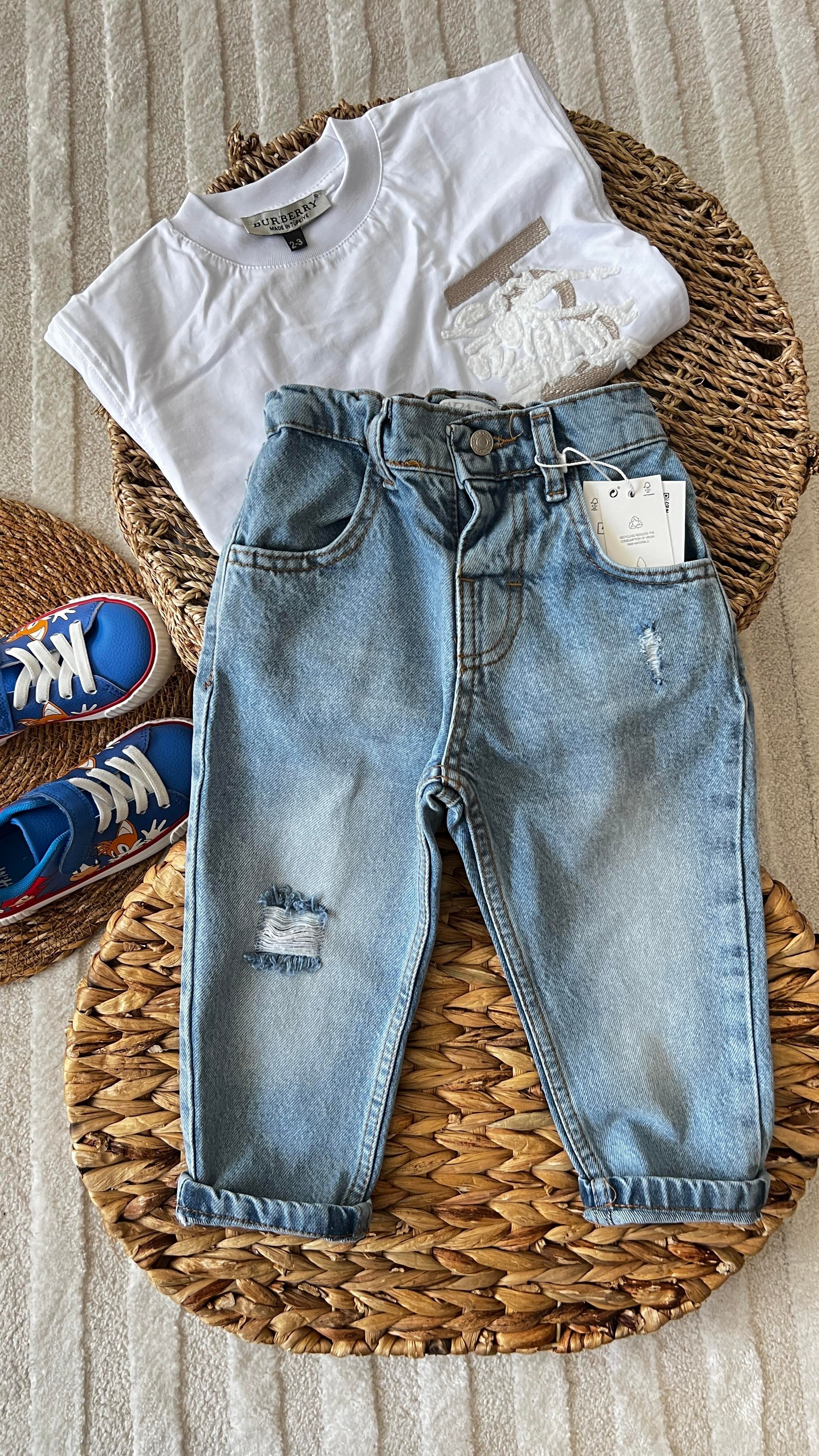 Yeni mom yırtıklı jean 