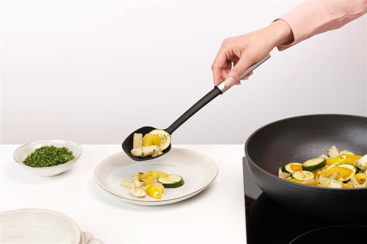 Brabantia N-Prof Yapışmaz Servis Kaşığı